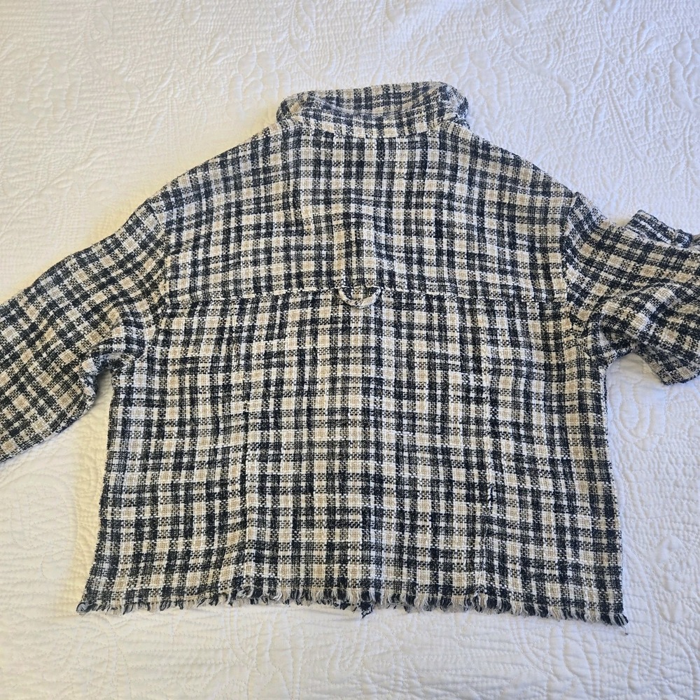 Zara Tweed Plaid Cropped Jacket Button Up Collared Navy Cream Frayed Hem Small‎ - Picture 12 of 16